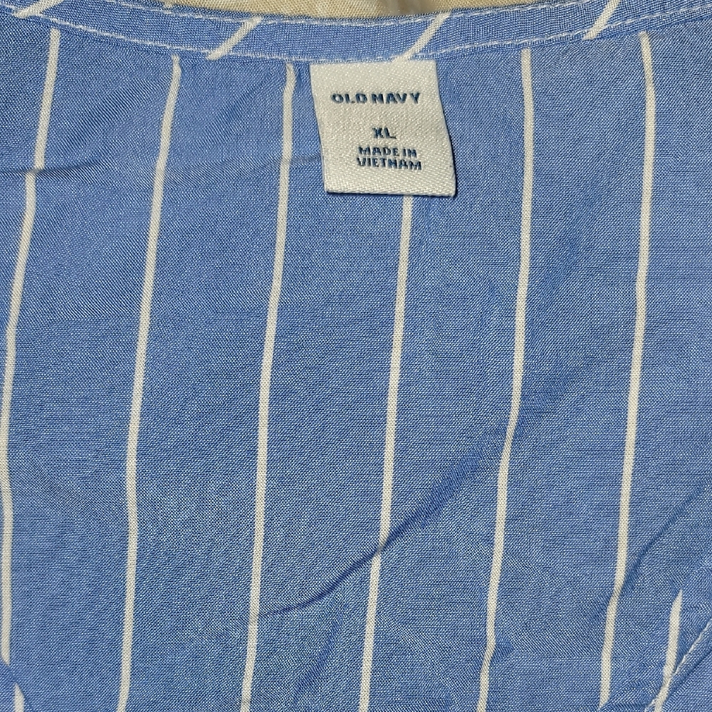 Old Navy Light Blue Striped V-Neck Blouse With Flutter Sleeve Sz: XL - Picture 7 of 7
